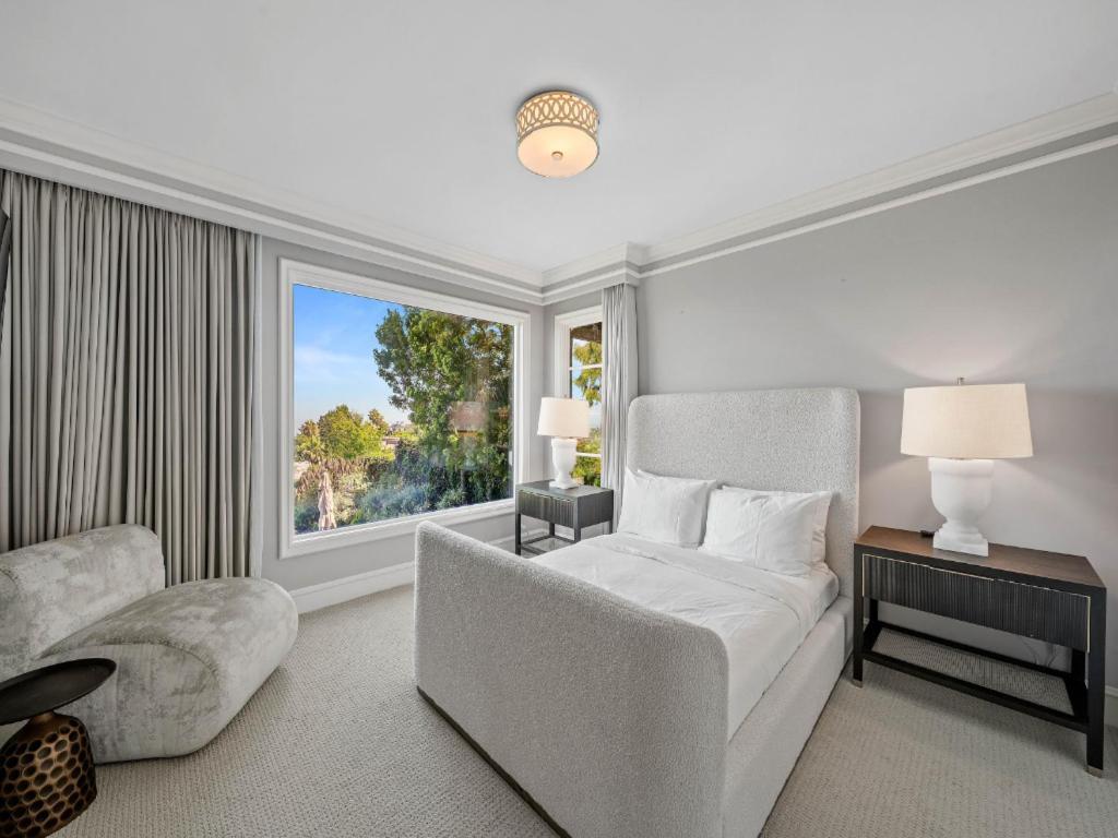 Savona Sanctuary Estate Los Angeles